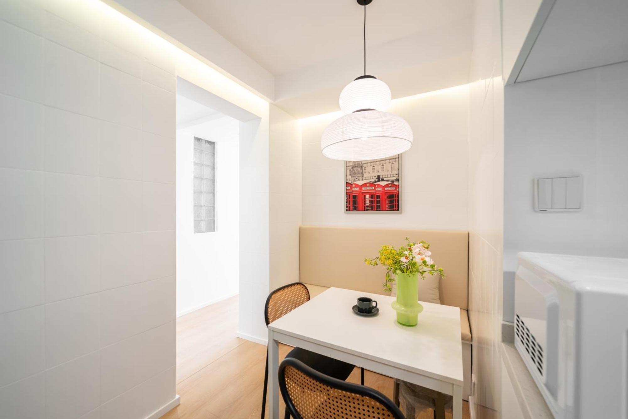 Shanghai Yi Du B&B - 150M Walk From Exit 5 Of Jiashan Road Metro Station Exteriör bild