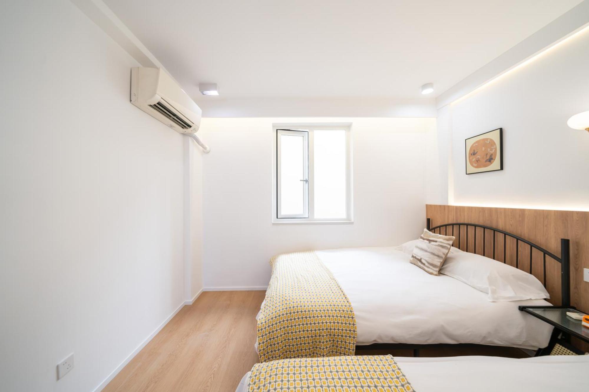 Shanghai Yi Du B&B - 150M Walk From Exit 5 Of Jiashan Road Metro Station Exteriör bild